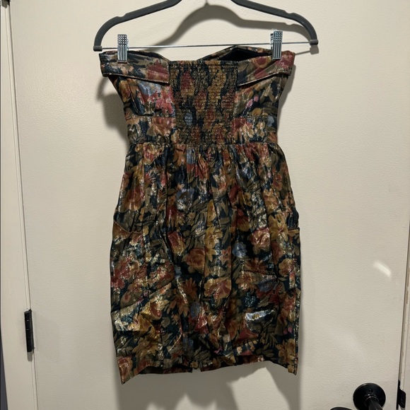 Urban Outfitters strapless dress - Picture 3 of 3